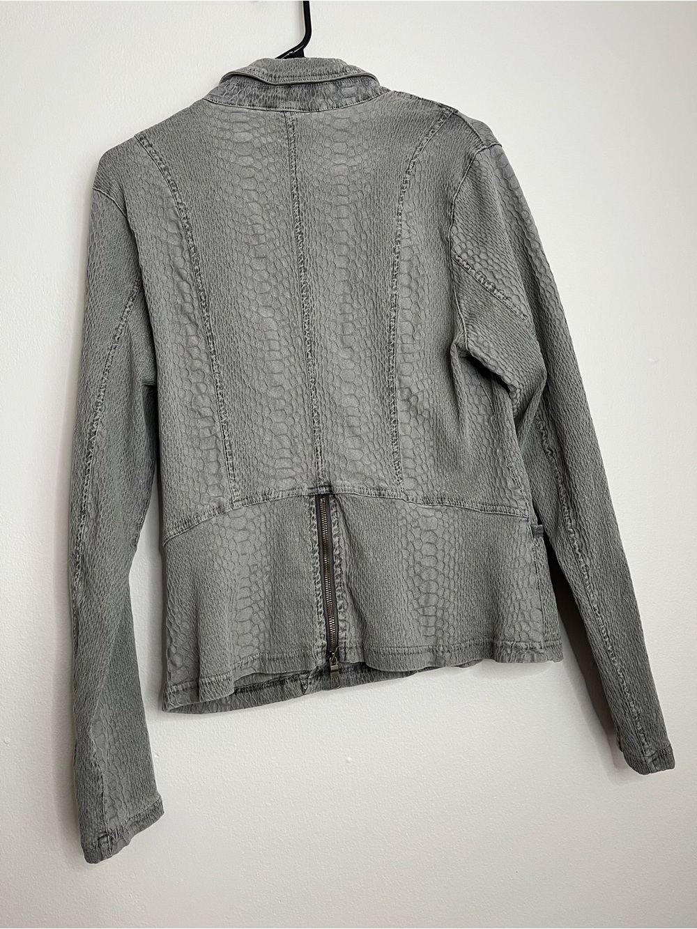 XCVI Textured Gray Button-Front Jacket - Picture 5 of 5